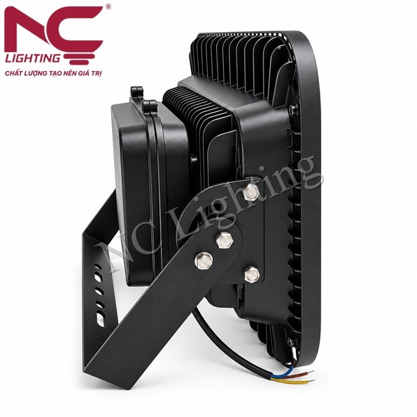den-pha-led-pnc03-2 Đèn pha LED PNC03