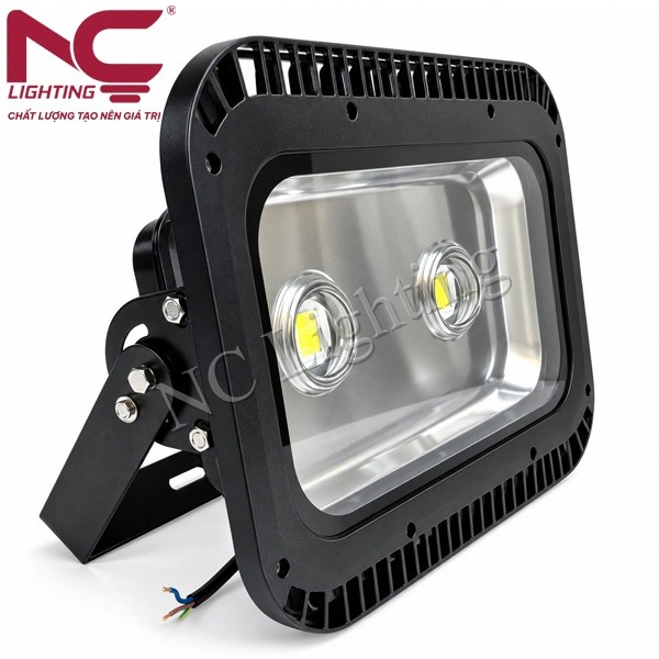 den-pha-led-pnc03 Đèn pha LED PNC03