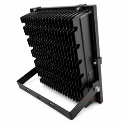 pnc04 có giá đỡ chữ u phía sau