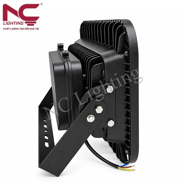 den-pha-led-pnc11-1 Đèn pha LED PNC11
