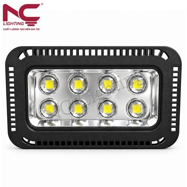 den-pha-led-pnc11 Đèn pha LED PNC11