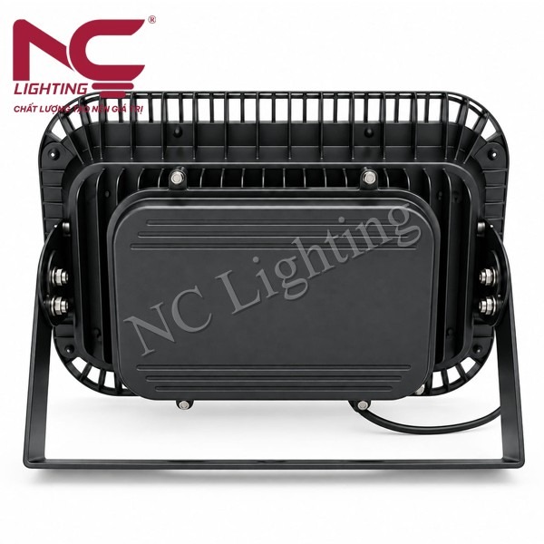 den-pha-led-pnc12-3 Đèn pha LED PNC12