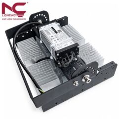 Đèn pha LED PNC33