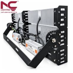 Đèn pha LED PNC35