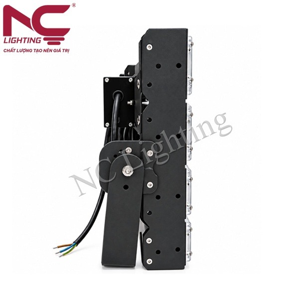 den-pha-led-pnc36-3 Đèn pha LED PNC36
