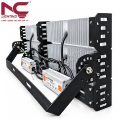 Đèn pha LED PNC36