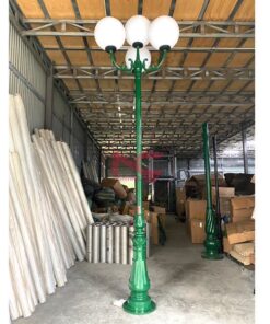 Cột đèn sân vườn 4 bóng dc06