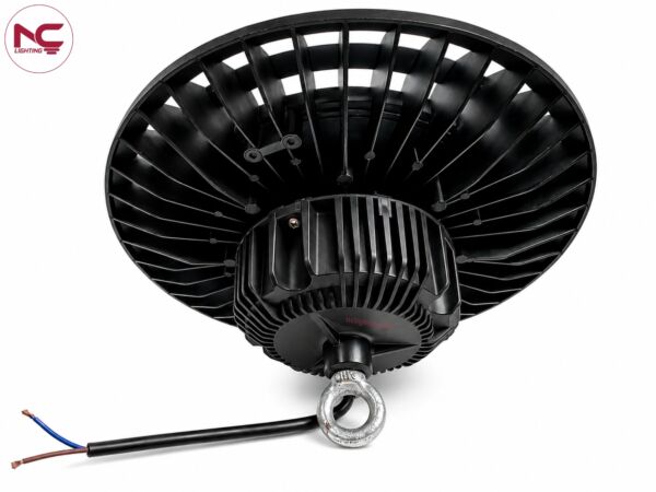 mặt sau xnc-19 thiết kế cánh tản nhiệt lớn