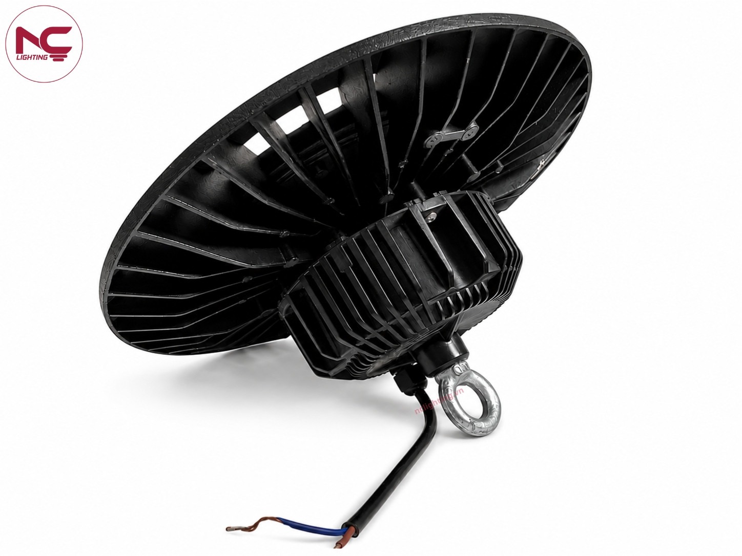 8-mat-sau-chech-trai-xnc-19 mặt sau chếch trái của xnc-19