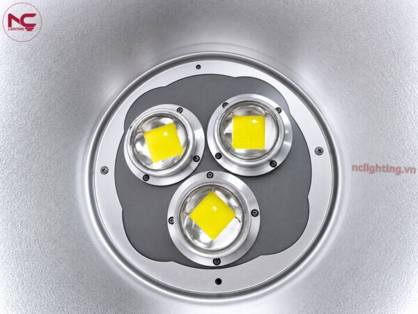 xnc-13 mở rộng góc chiếu
