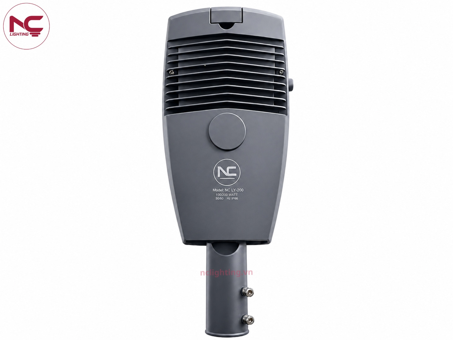 10-mat-sau-lnc-130 mặt sau lnc-130 có rãnh tản nhiệt