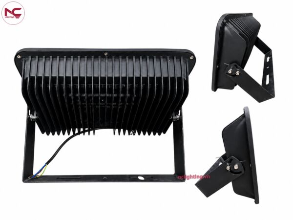 PNC-39 có giá đỡ chữ U dễ điều chỉnh