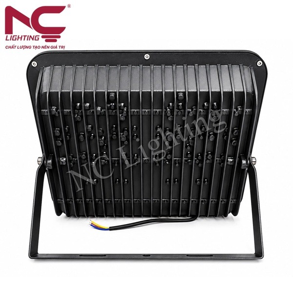 den-pha-led-cao-ap-pnc50-5 Đèn pha LED cao áp PNC50