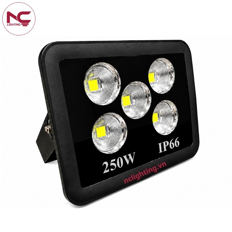 pnc-39-dd-quay-phai PNC-39 nghiêng phải