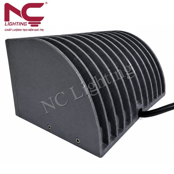 den-chieu-cot-thau-kinh-dac-biet-nccctkdb-2 Đèn chiếu cột thấu kính đặc biệt NCCCTKDB