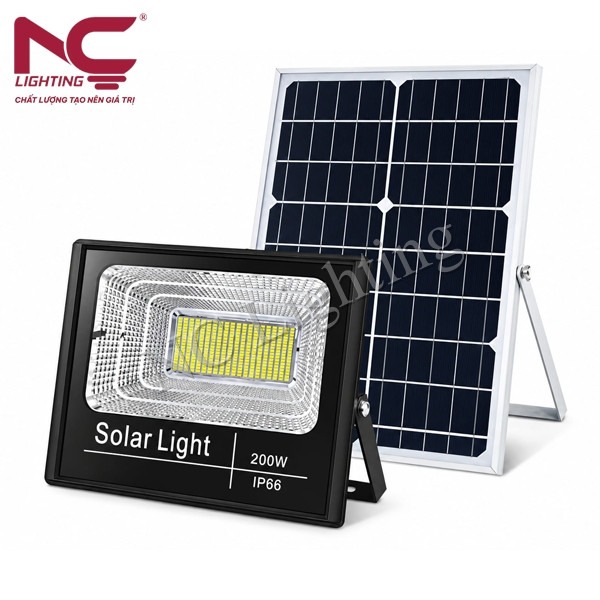den-pha-nang-luong-mat-troi-pnc-32-2 Đèn pha năng lượng mặt trời PNC-32