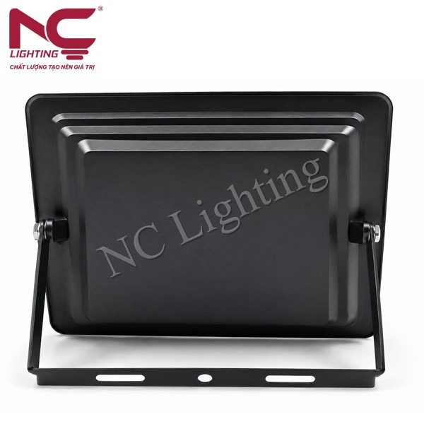 den-pha-nlmt-pnc-36-5 Đèn pha năng lượng mặt trời PNC-36