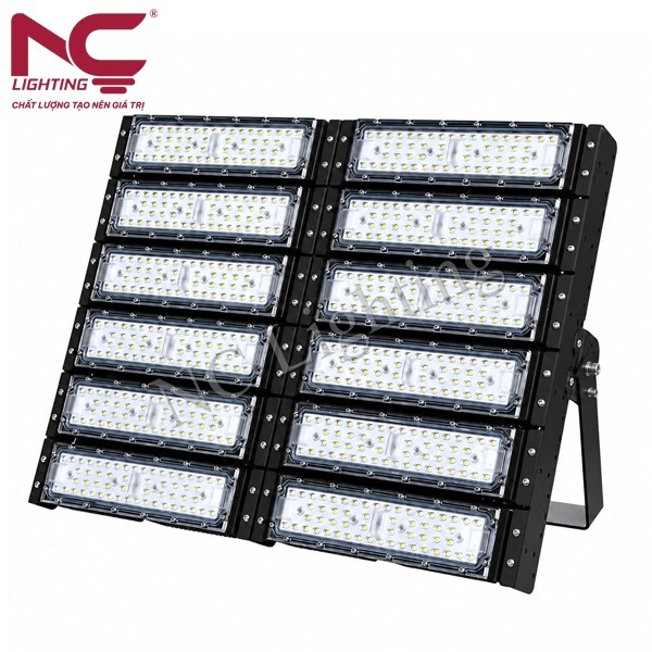 den-pha-led-pnc-38 Đèn pha LED PNC-38