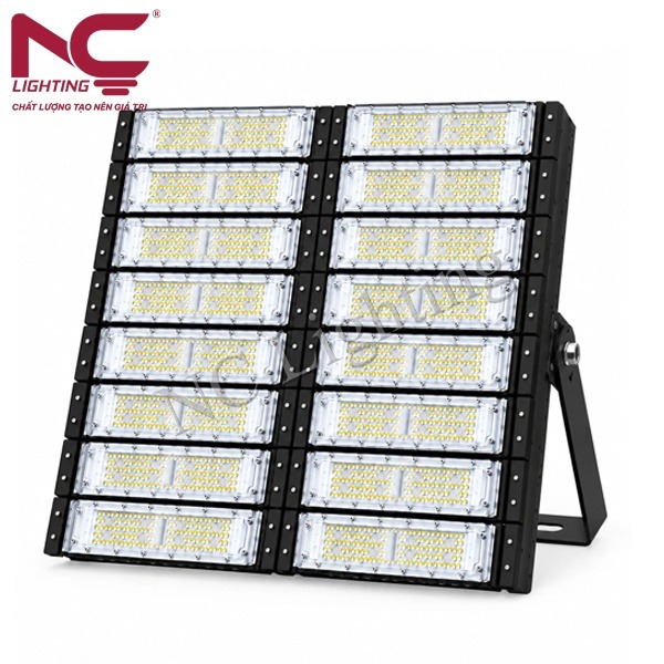 den-pha-led-pnc-60-1000w Đèn pha Led PNC-60
