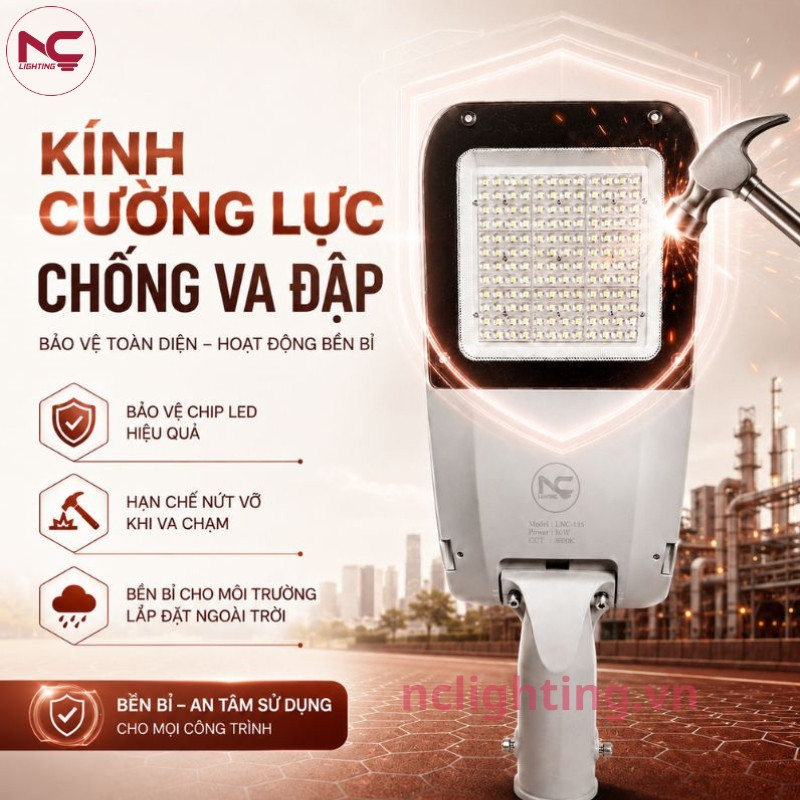 LNC-135 có phần kính cường lực chống va đập