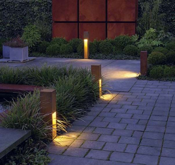 Đèn led hắt ngoài trời khu vực sân vườn