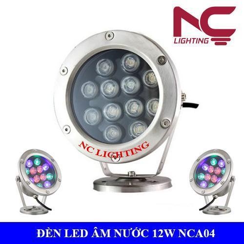 Đèn LED âm nước 12W NCA04-RGB của NC Lighting, thân inox tròn, đế đứng điều chỉnh góc chiếu, với 12 chip LED hiển thị ánh sáng đa sắc (RGB), chuyên dùng chiếu sáng hồ bơi và đài phun nước