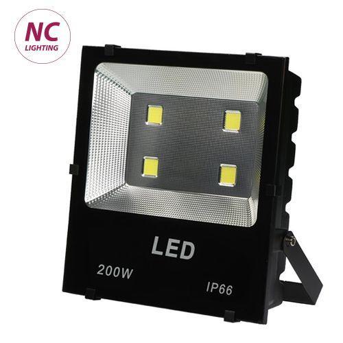 Hình ảnh đèn pha led đa công suất 200W PNC20 vỏ đen, chip led SMD, chống nước bụi IP66, dùng cho sân vườn biển quảng cáo