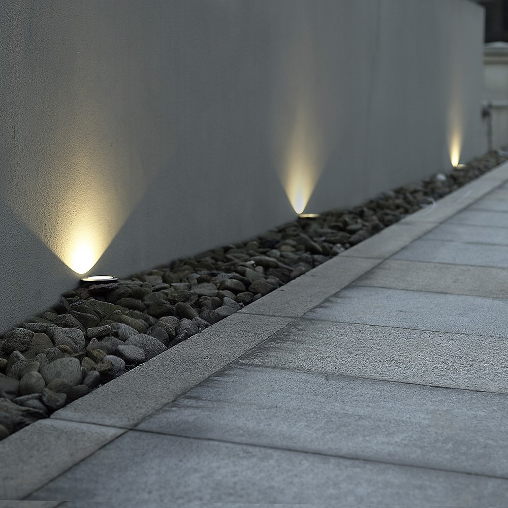 Đèn led âm sàn hắt tường trang trí lối đi sân vườn