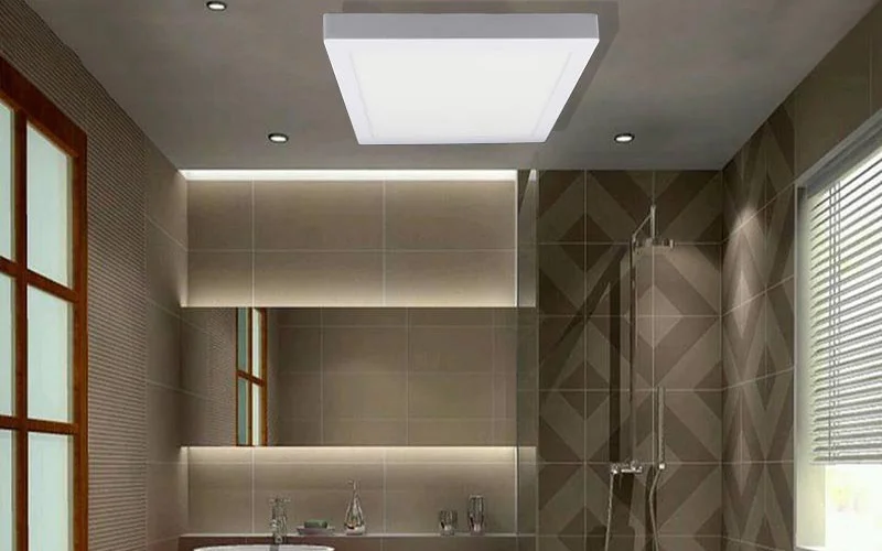 Đèn chiếu nhà vệ sinh loại hình chữ nhật