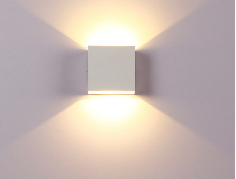 Đèn hắt 2 đầu công suất lớn trên 20W cho biệt thự