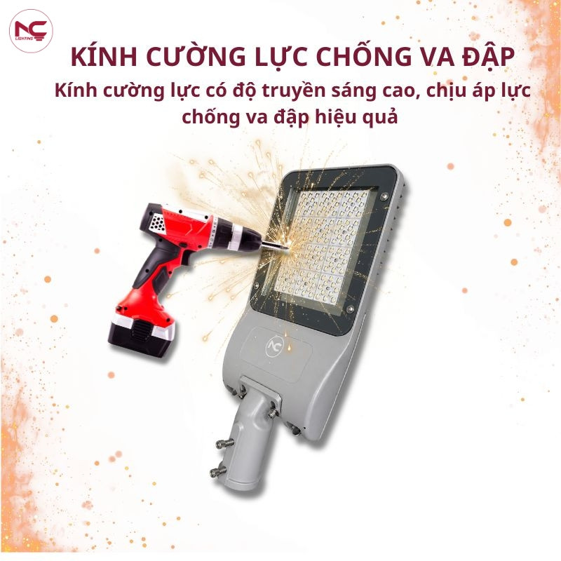 Đèn LED đường phố LNC-144 trang bị kính cường lực lực chống va đập tốt