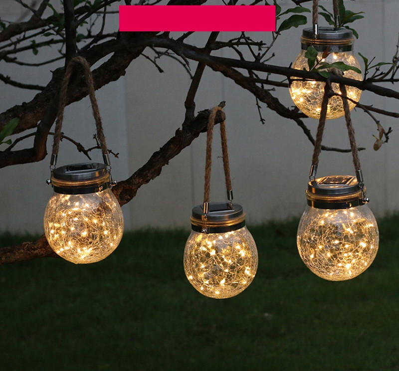 Đèn treo sân vườn năng lượng mặt trời dạng hũ thủy tinh