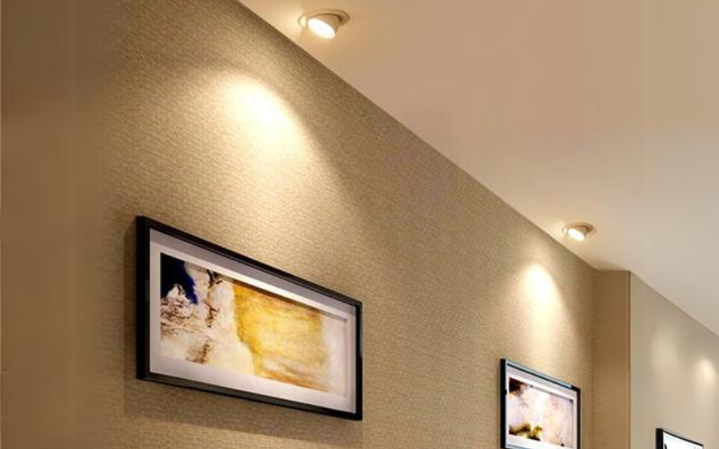 Các loại đèn âm trần chỉnh góc