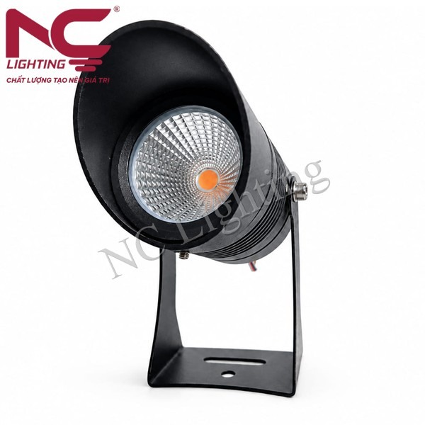 den-cam-co-nhom-duc-nccmnd-3 Đèn cắm cỏ nhôm đúc NCCMND