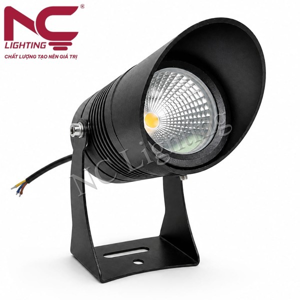 den-cam-co-nhom-duc-nccmnd-7 Đèn cắm cỏ nhôm đúc NCCMND
