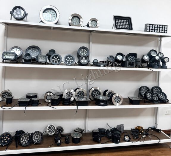 Đèn rọi cột chiếu sáng NC Lighting