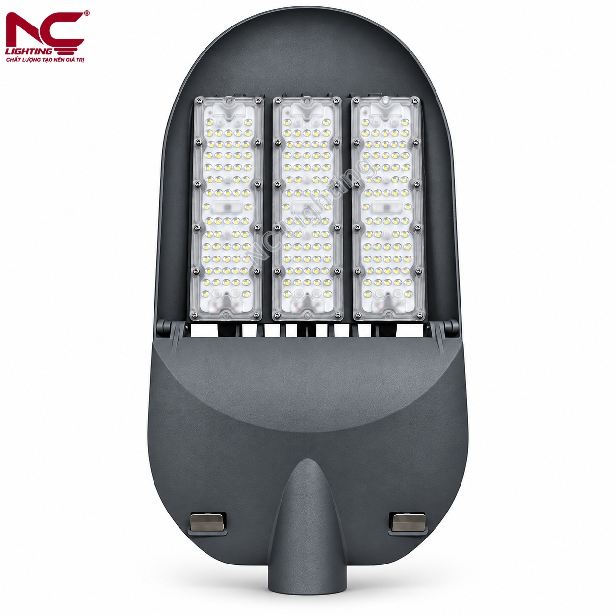 1-mat-truoc-lnc-147 Mặt trước LNC-147 với 3 module xếp dọc