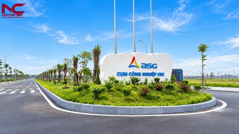 Bàn giao XNC-20 cho cụm công nghiệp CN2